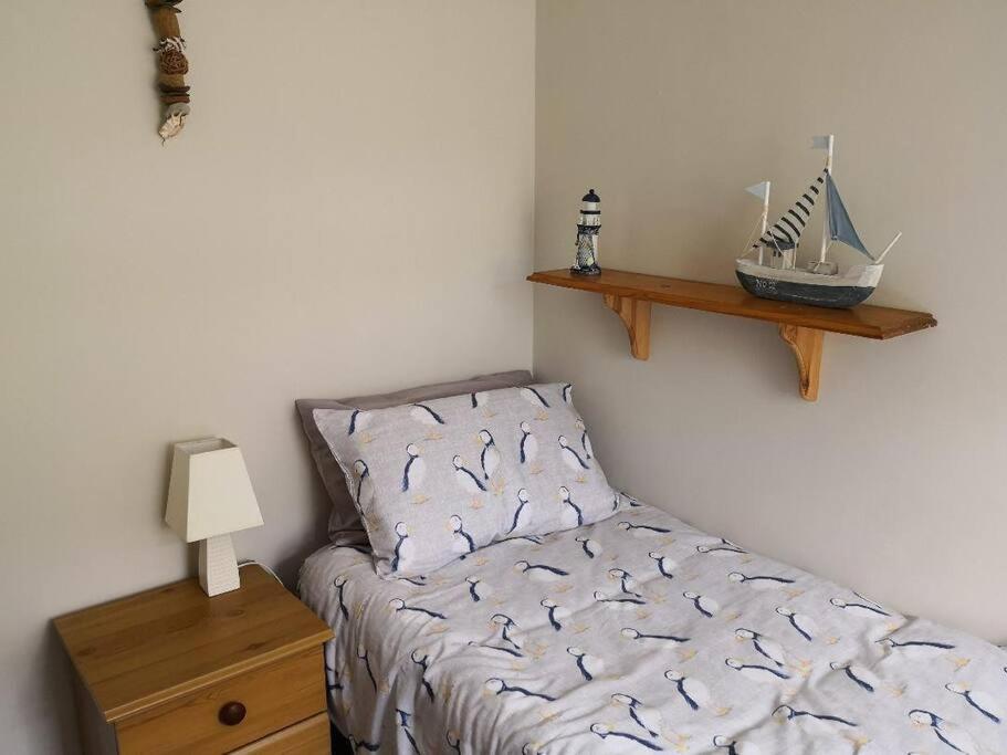 'Le Chalet Ii' Free Unlimited Wifi 2 Bed Chalet House Hodgeston Exterior photo